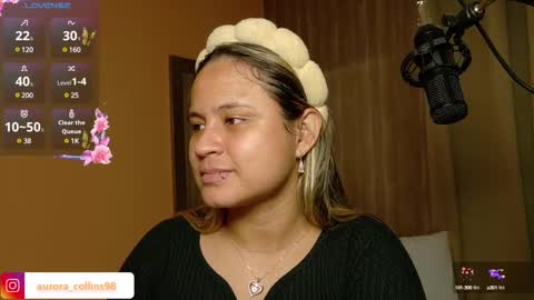 Snapshot of aurora_collins08 chatting on 25, 2, 2025 aurora_collins08 online show from 25, 2, 2025