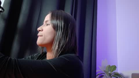 Snapshot of aurora_collins08 chatting on 28, 5, 2026 aurora_collins08 online show from 28, 5, 2026