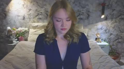 Snapshot of aurora_golden chatting on 11, 7, 2026 Kate online show from 11, 7, 2026