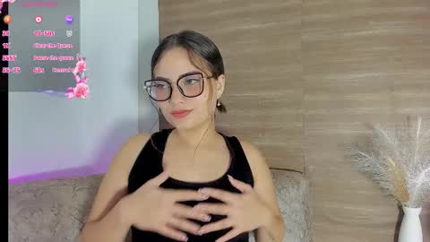 aurora_lenovic online show from 6, 2, 2026