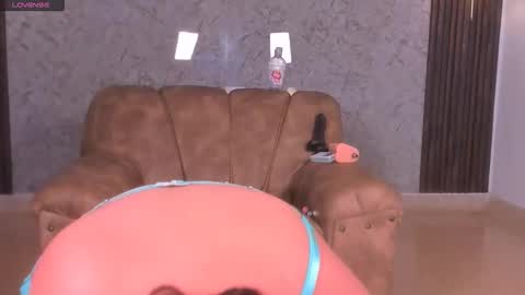 aurora_lul online show from 17, 4, 2026