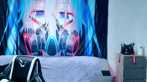 AURORA NATSUKI online show from 12, 9, 2025