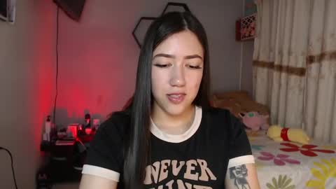 Snapshot of aurora_shy_ chatting on 3, 5, 2026 Aurora online show from 3, 5, 2026