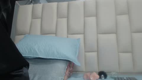 Snapshot of auroraa_miller chatting on 30, 12, 2024 auroraa_miller online show from 30, 12, 2024