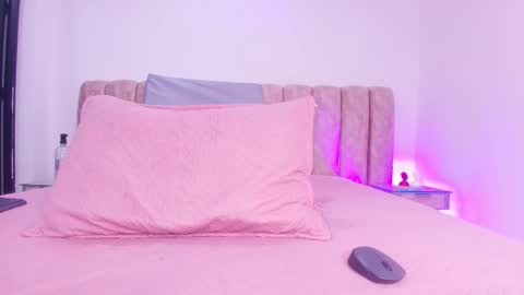 Snapshot of auroraa_miller chatting on 29, 11, 2025 auroraa_miller online show from 29, 11, 2025