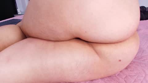 auroraa_miller online show from 5, 1, 2026