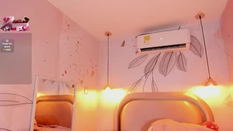 Aurora online show from 12, 3, 2025