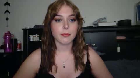 Snapshot of auroralightz1 chatting on 24, 10, 2025 auroralightz1 online show from 24, 10, 2025