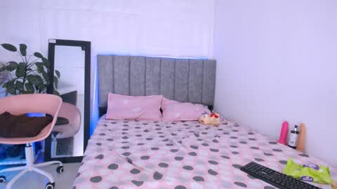 INSTAGRAM AURORA MCRY online show from 31, 10, 2025