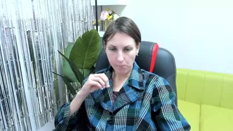 Aurora online show from 4, 1, 2025