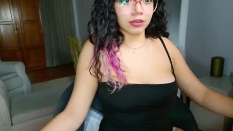 Snapshot of aurorasiera chatting on 14, 12, 2024 Aurora online show from 14, 12, 2024