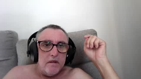 Snapshot of aussie_ozzie chatting on 13, 6, 2026 aussie_ozzie online show from 13, 6, 2026