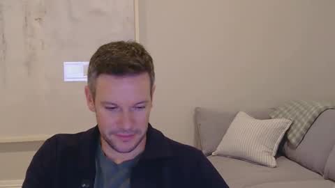 aussiesurfer0000 online show from 15, 5, 2026