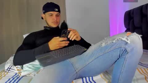 A online show from 20, 12, 2025