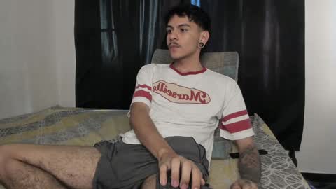 Snapshot of austin_falcon chatting on 4, 2, 2025 Austin online show from 4, 2, 2025