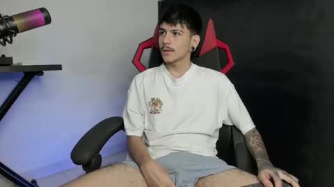 Snapshot of austin_falcon chatting on 15, 9, 2025 Austin online show from 15, 9, 2025