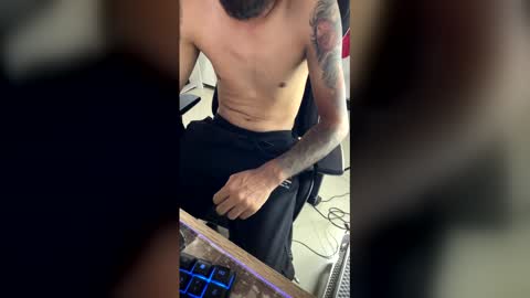 austindark1848 online show from 10, 5, 2026