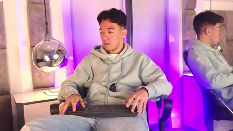 austinreeds online show from 1, 6, 2026
