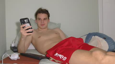 Snapshot of auston_r1ch chatting on 7, 2, 2025 Auston 3 online show from 7, 2, 2025