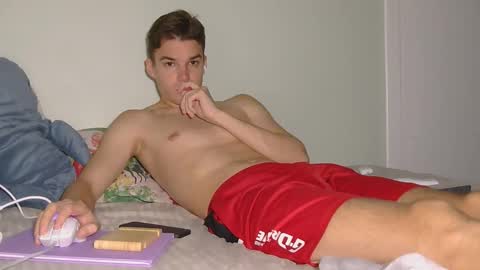 Snapshot of auston_r1ch chatting on 26, 9, 2025 Auston 3 online show from 26, 9, 2025