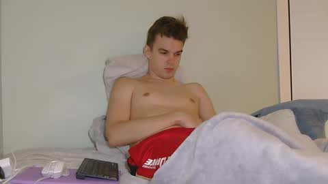 Snapshot of auston_r1ch chatting on 29, 9, 2025 Auston 3 online show from 29, 9, 2025