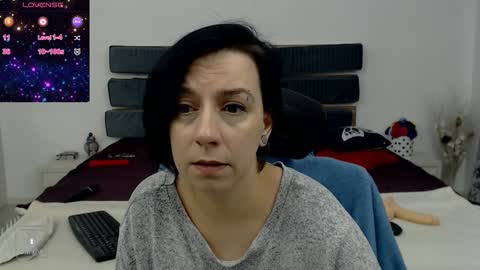 AutumnOpal online show from 15, 1, 2025