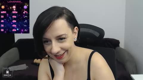 AutumnOpal online show from 11, 11, 2025