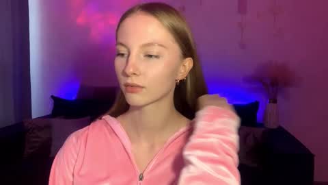 Annie online show from 17, 9, 2025