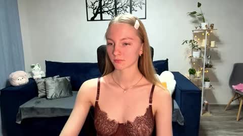 Annie online show from 15, 10, 2025