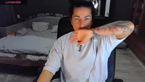 Ava online show from 23, 4, 2026