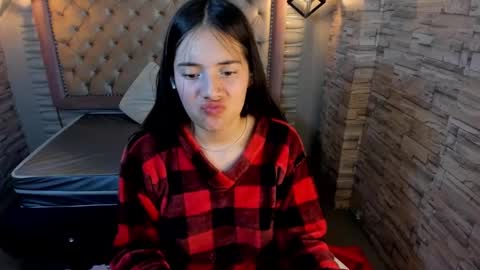              online show from 3, 12, 2024