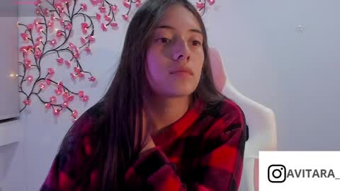 Snapshot of ava_broown chatting on 18, 5, 2026 online show from 18, 5, 2026