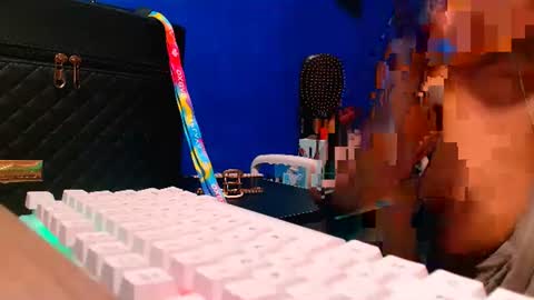 Ava online show from 21, 1, 2025