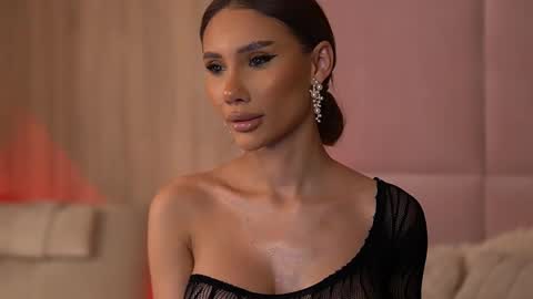 Ava online show from 13, 2, 2025