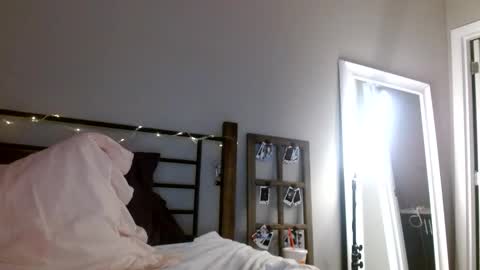 Ava Ashley online show from 17, 12, 2025