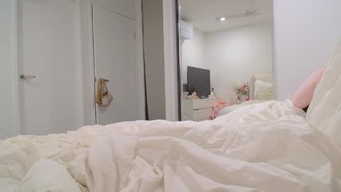 Ava Brooks online show from 27, 10, 2025