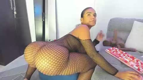 Ava Ferrera Elena online show from 23, 6, 2026