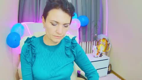 Snapshot of avasaturnian chatting on 18, 9, 2025 avasaturnian online show from 18, 9, 2025