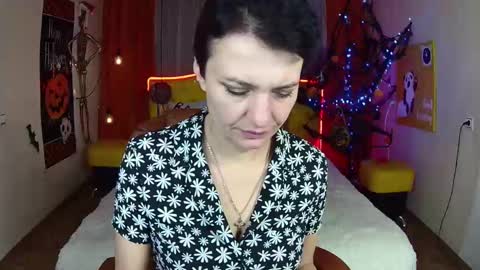 Snapshot of avasaturnian chatting on 20, 10, 2025 avasaturnian online show from 20, 10, 2025