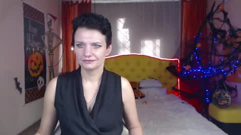 Snapshot of avasaturnian chatting on 31, 10, 2025 avasaturnian online show from 31, 10, 2025