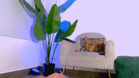Hi im aqua is nice with me online show from 2, 6, 2026