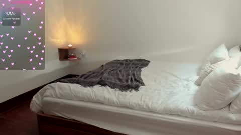 Snapshot of aveme_melissa chatting on 13, 10, 2025 aveme_melissa online show from 13, 10, 2025