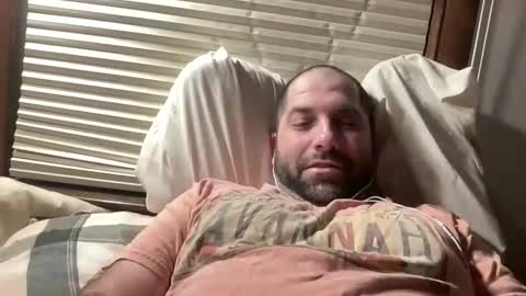 Snapshot of averagejoe345977 chatting on 4, 2, 2026 averagejoe345977 online show from 4, 2, 2026