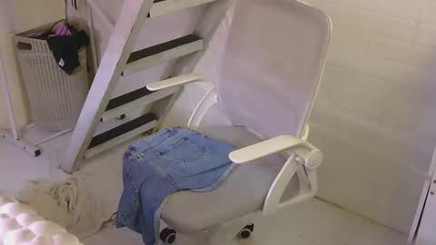 Rhian online show from 16, 4, 2026