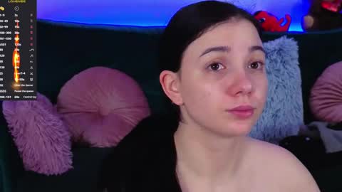 AveryWillow online show from 2, 4, 2026