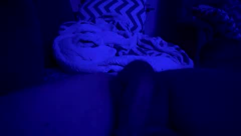 Avey Boi online show from 1, 2, 2026