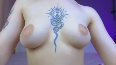 avgustina_love online show from 4, 2, 2026