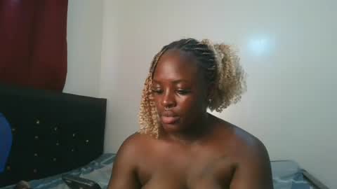 avian_babe1 online show from 17, 7, 2026