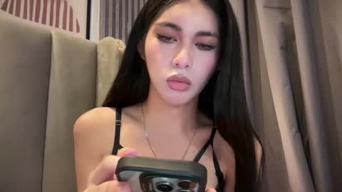 avimiller online show from 7, 2, 2026