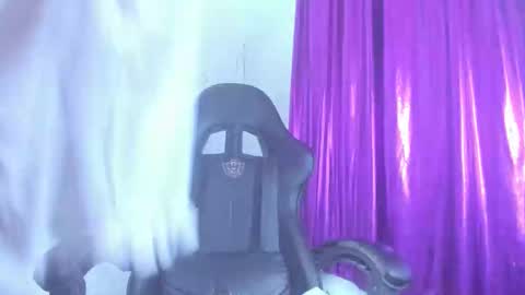 avril_jonson online show from 7, 10, 2025